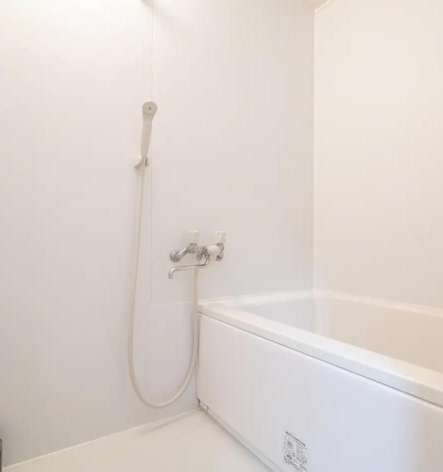 North Shinjuku House 5駅徒歩圏内の北新宿の家 Сasa de vacaciones *