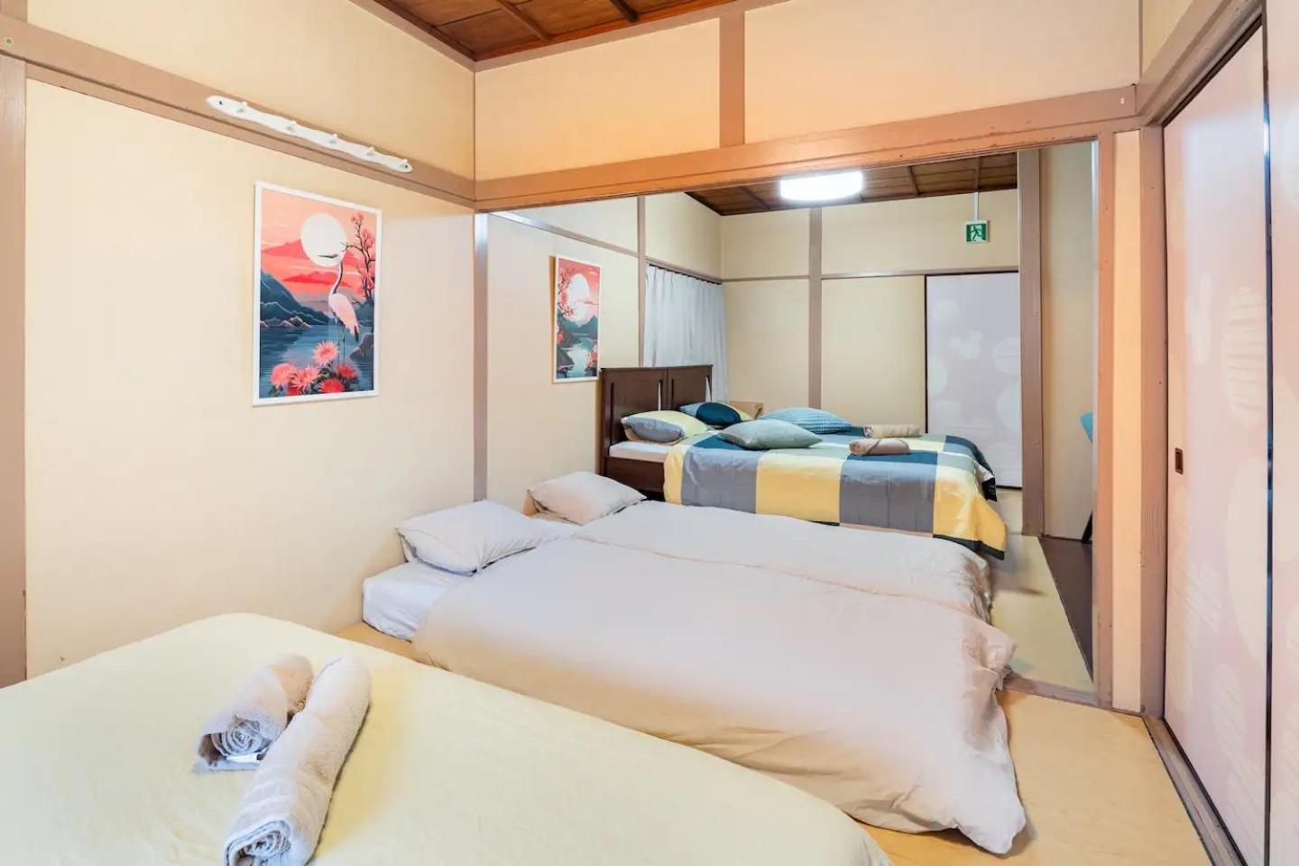 Сasa de vacaciones North Shinjuku House 5駅徒歩圏内の北新宿の家 *